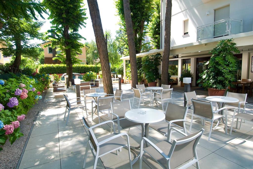 Hotel Trieste Cervia Esterno foto