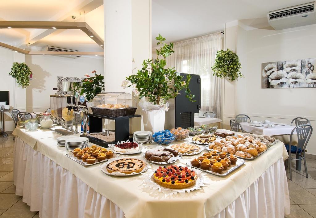 Hotel Trieste Cervia Esterno foto
